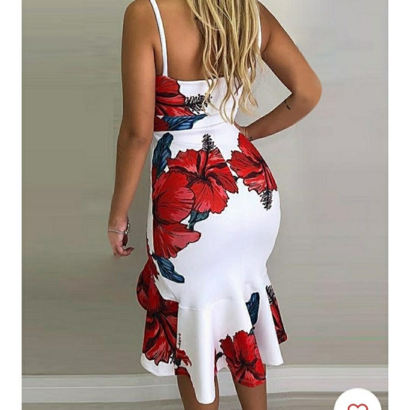 *1 M left* Floral Slit Ruffles Bodycon Dress - Picture 2 of 3